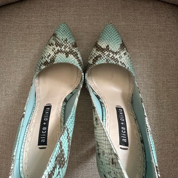 Alice + Olivia Dina 110 Snakeskin Heels - Picture 3 of 7